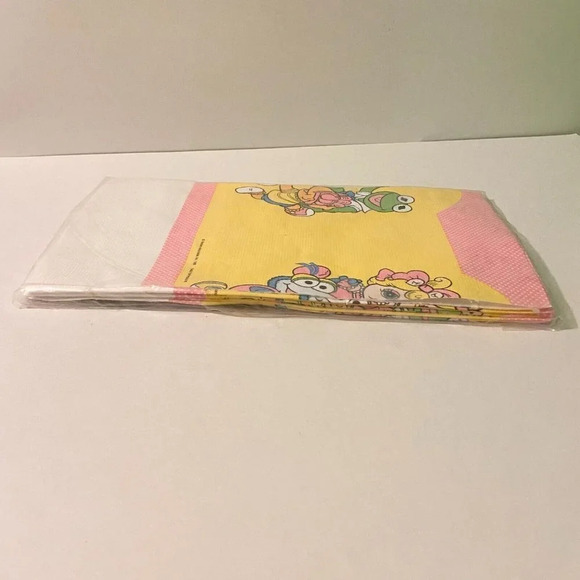 Vintage 1988  Jim Hensons Muppet Babies Paper Poly Table Cover Party Decor - Picture 9 of 13